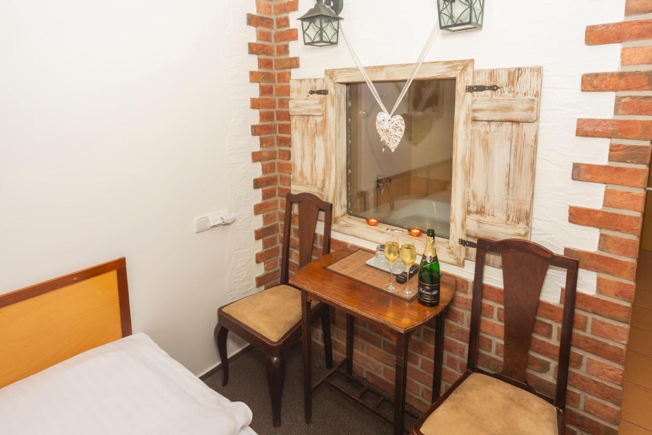 Hotel Pansky Dum Blovice Dış mekan fotoğraf